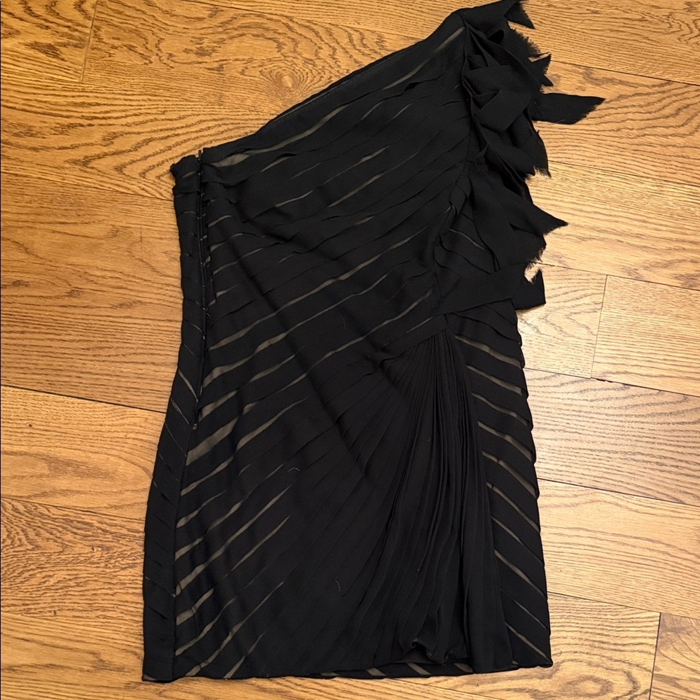 Black One-Shoulder Pleated Evening Dress